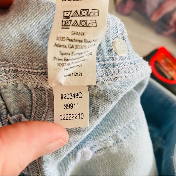 SPANX 20348Q Retro Light Wash Stretch Denim Pull On Flare Jeans Size Medium - Picture 7 of 8